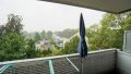 ... zum Balkon