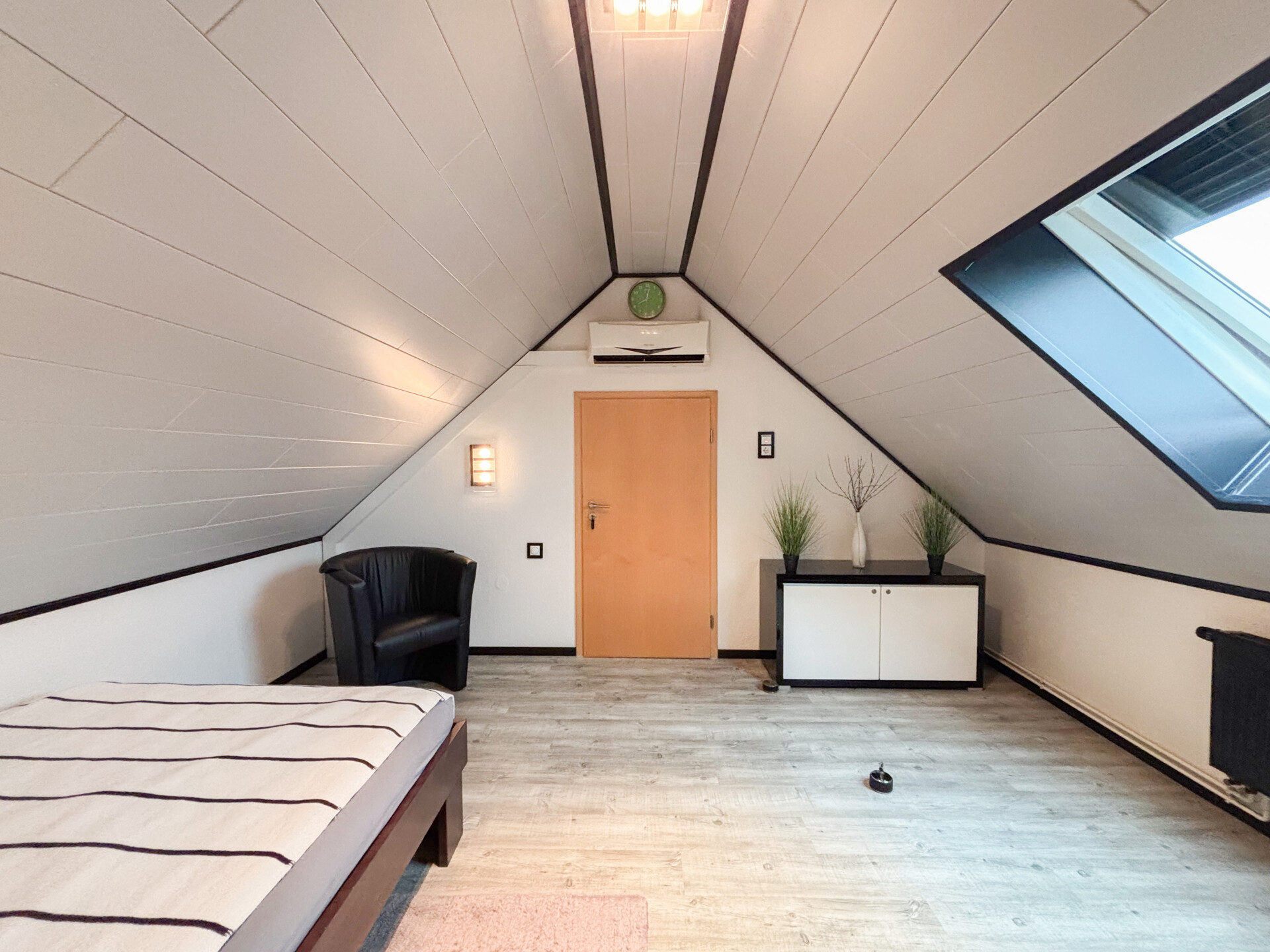 DG Schlafzimmer