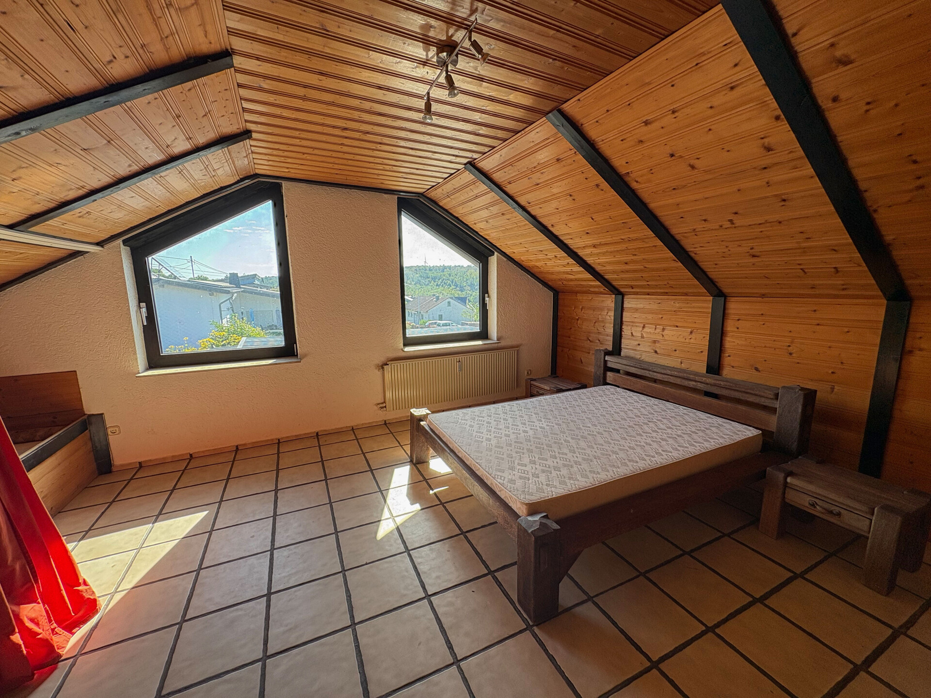 Schlafzimmer DG