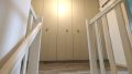 Viel Platz im Wandschrank