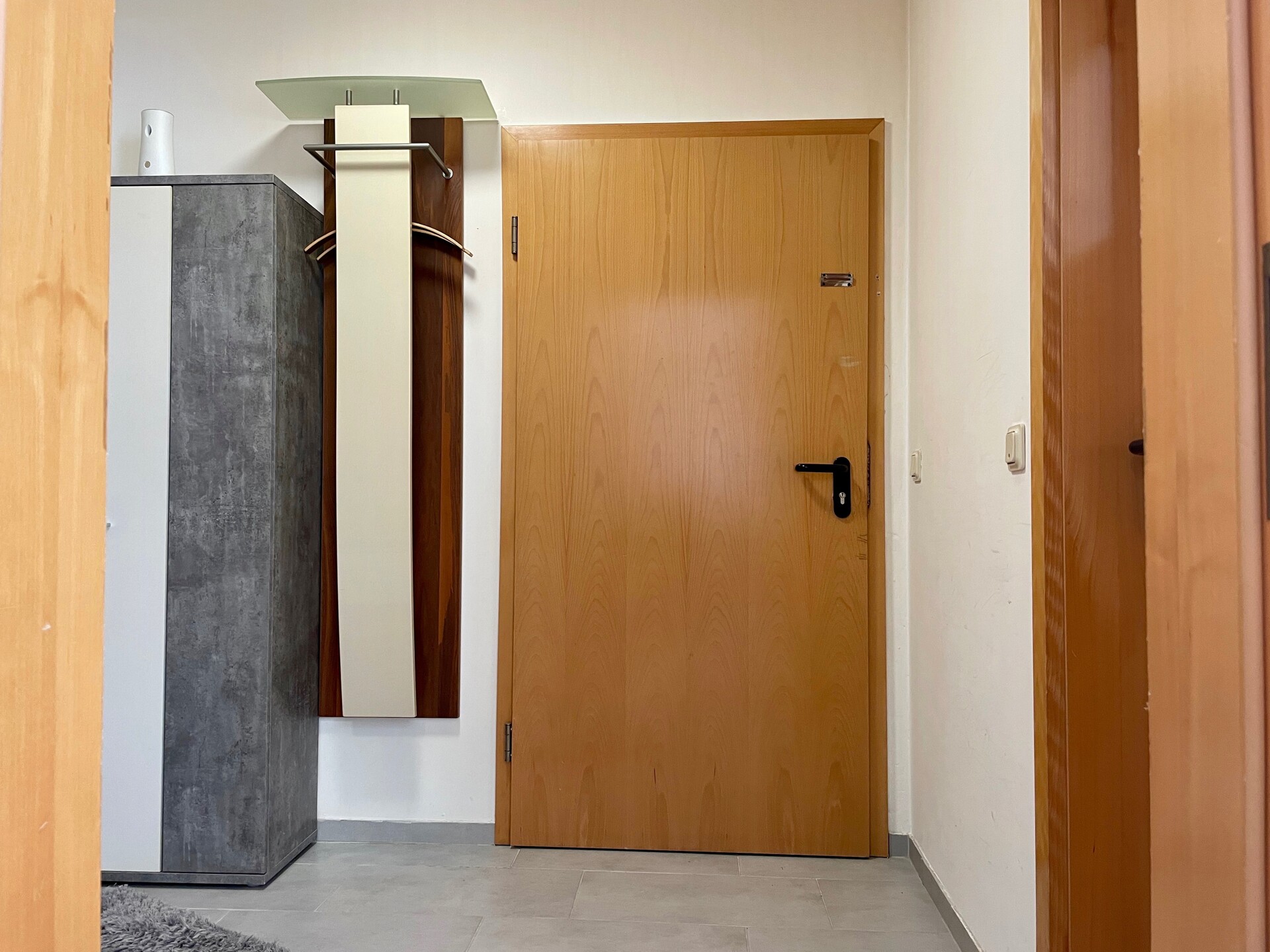 Flur Eingangsbereich Wohnung (Whg. 3)