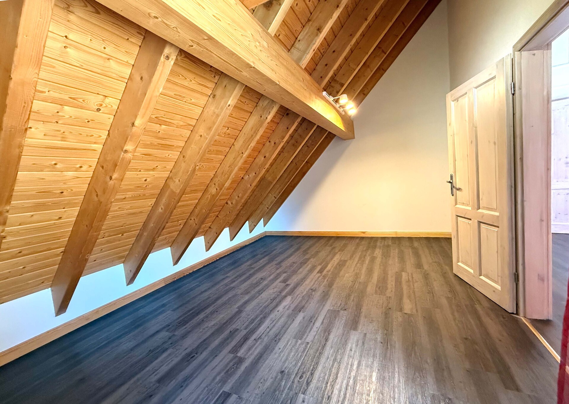 DG Ankleide mit Balkon