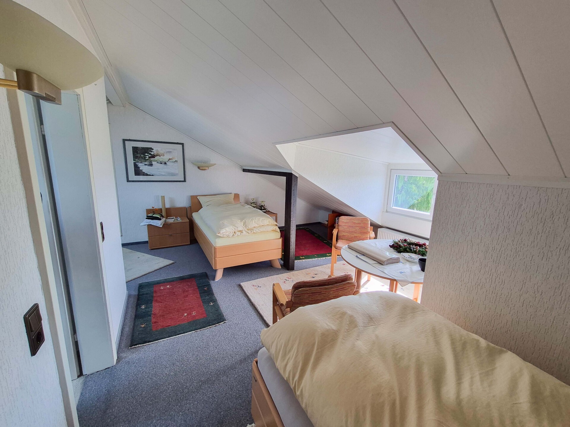Schlafzimmer DG