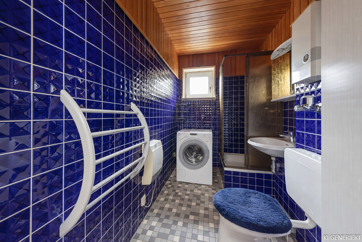 Badezimmer mit Dusche und Waschmaschienenanschluss