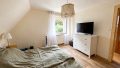 Schlafzimmer (DG)