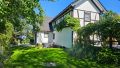 Haupthaus und Fachwerkhaus