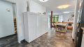 Küche mit Blick ins Wohnzimmer Haupthaus