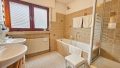 Badezimmer im OG
