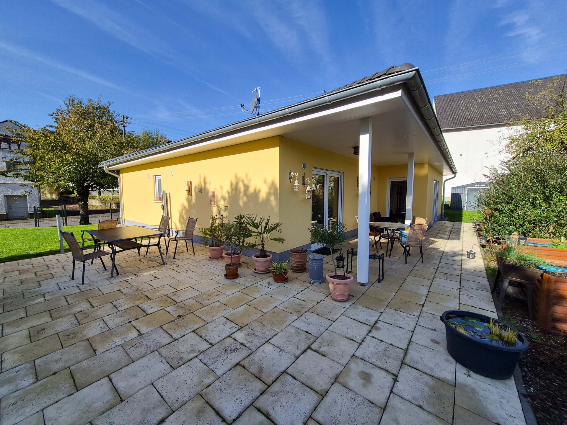 große Terrasse